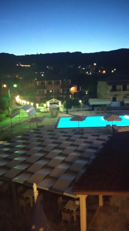 Hotel Prassino Nissi Moraḯtika Exterior foto