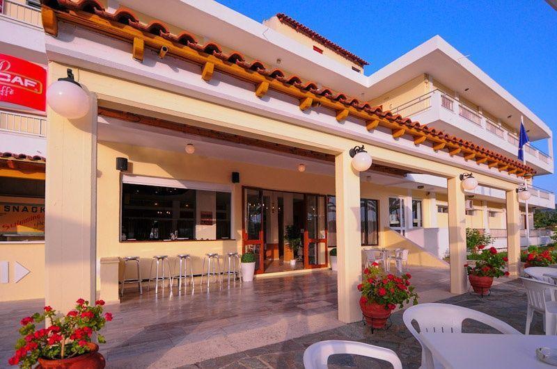 Hotel Prassino Nissi Moraḯtika Exterior foto