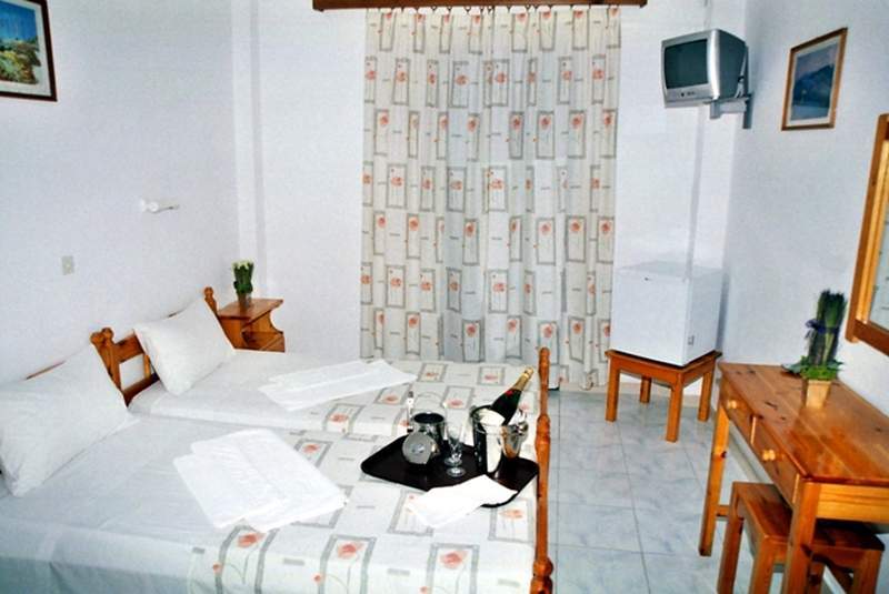Hotel Prassino Nissi Moraḯtika Exterior foto